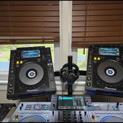 2 Pioneer cdj 900nxs
