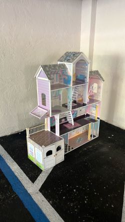 Kids Dollhouse.  FREE