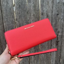 Michael Kors Jet Set Travel Wallet 8.5 l