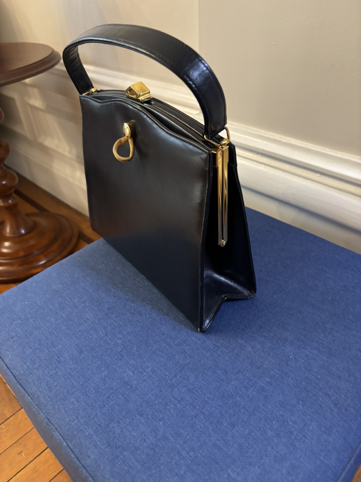 1950s Leather Handbag Lightly Used