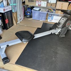 Sunny Brand Foldable Rowing Machine $80