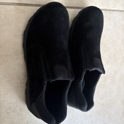 Jungle Casual Shoes Size 6.5