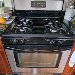 Frigidaire Natural GAS range Oven