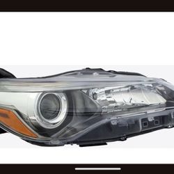 NEW 15-17 TOYOTA CAMRY Headlight Right PASSENGER 