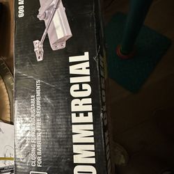 Commercial Door Closure 600 Series