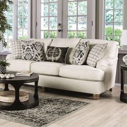 ENGLISH DESIGN IVORY CREAM SOFA COUCH STAIN RESISTANT FABRIC