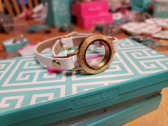 Origami Owl white & Gold wrap set