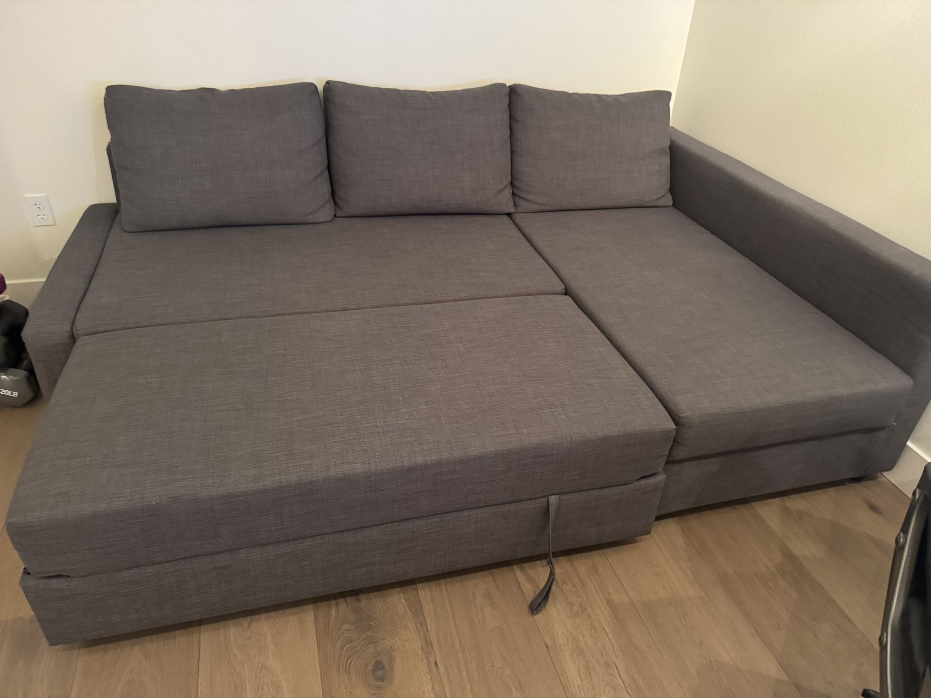 Sectional Couch IKEA FRIHETEN (Free Delivery)🚚