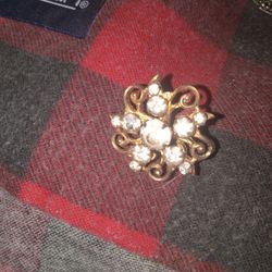 Brooches And Braclets (Vintage)
