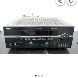 Yamaha RX-V750 7.1 AV Receiver with Original Remote RAV362 like new