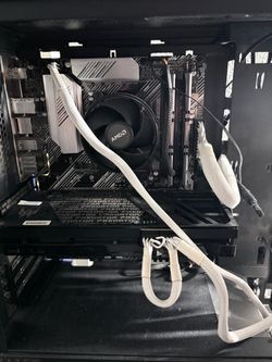 Gaming computer bundle $700