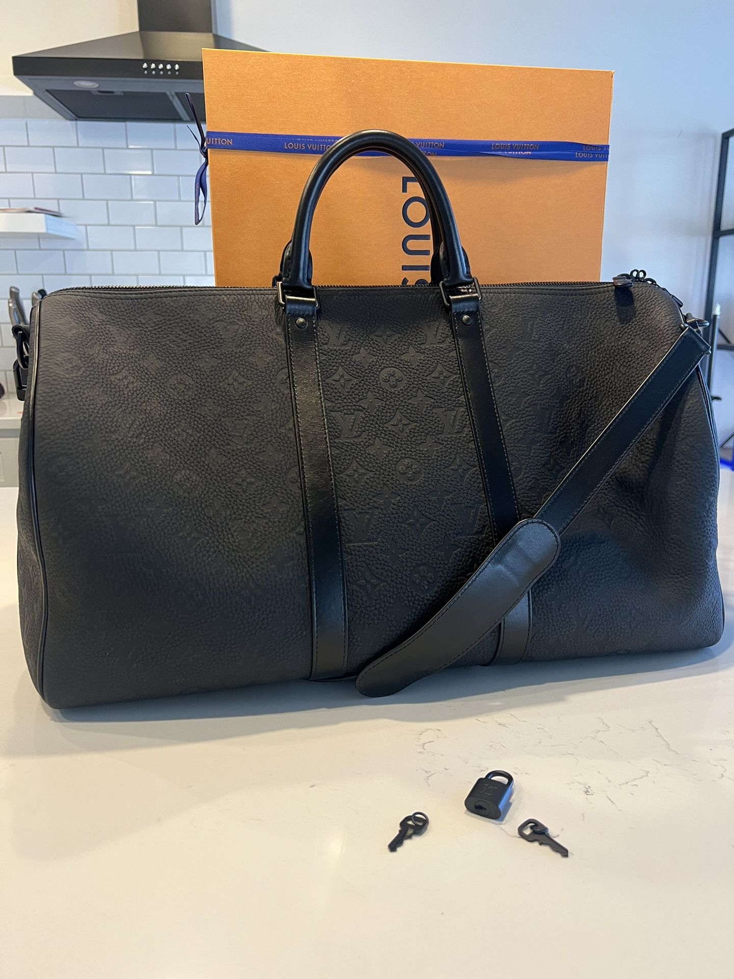 Louis Vuitton Bandouliere Keepall 50 for Sale in Pineville, NC