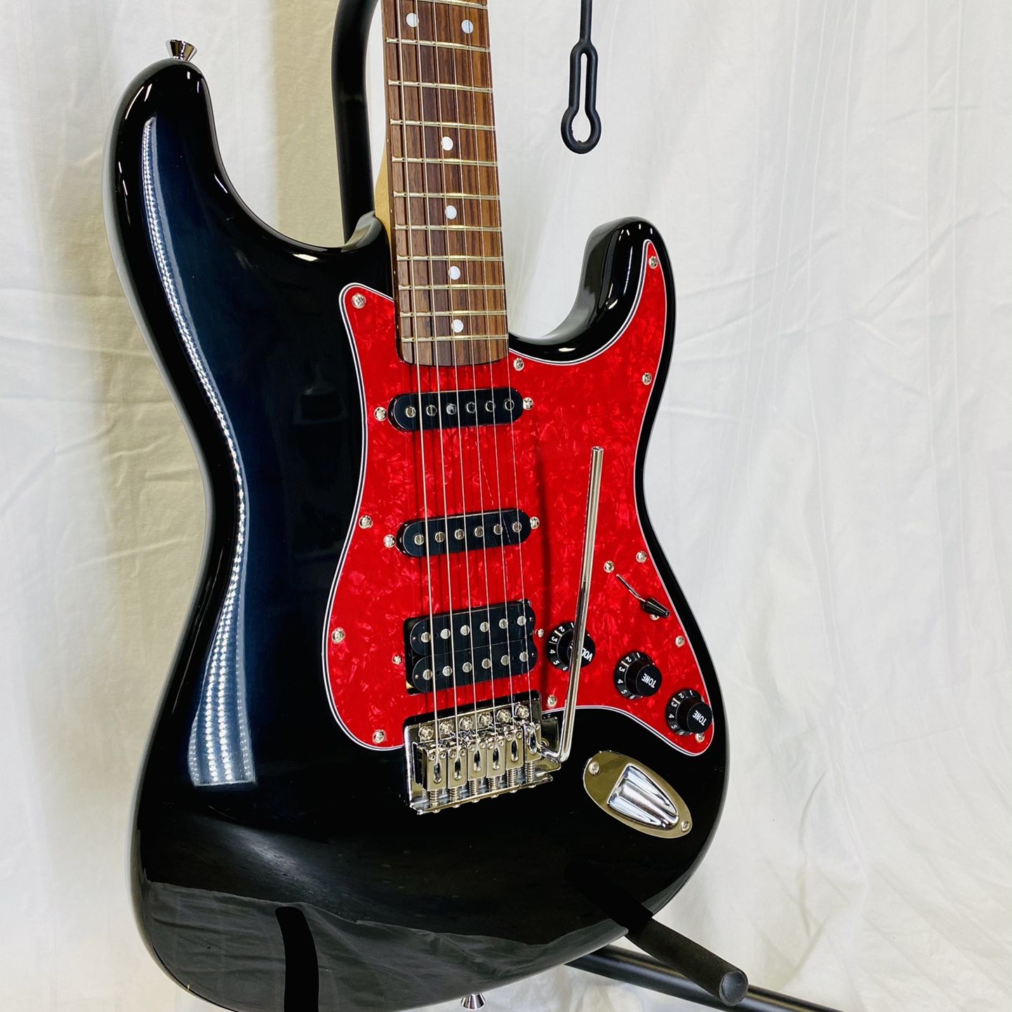 Squire (By Fender) Stratocaster, Upgraded/Modded