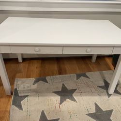 Pottery Barn Carolina Kids Table