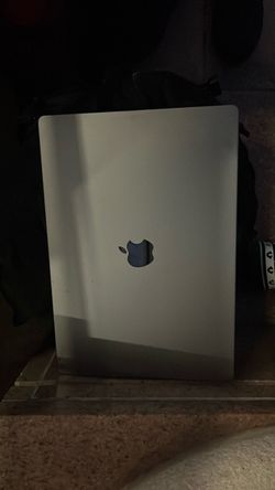 MacBook Pro 2023 1 TB For Parts