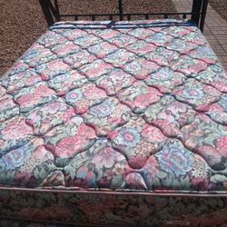 Full Size Mattress And Box Spring 