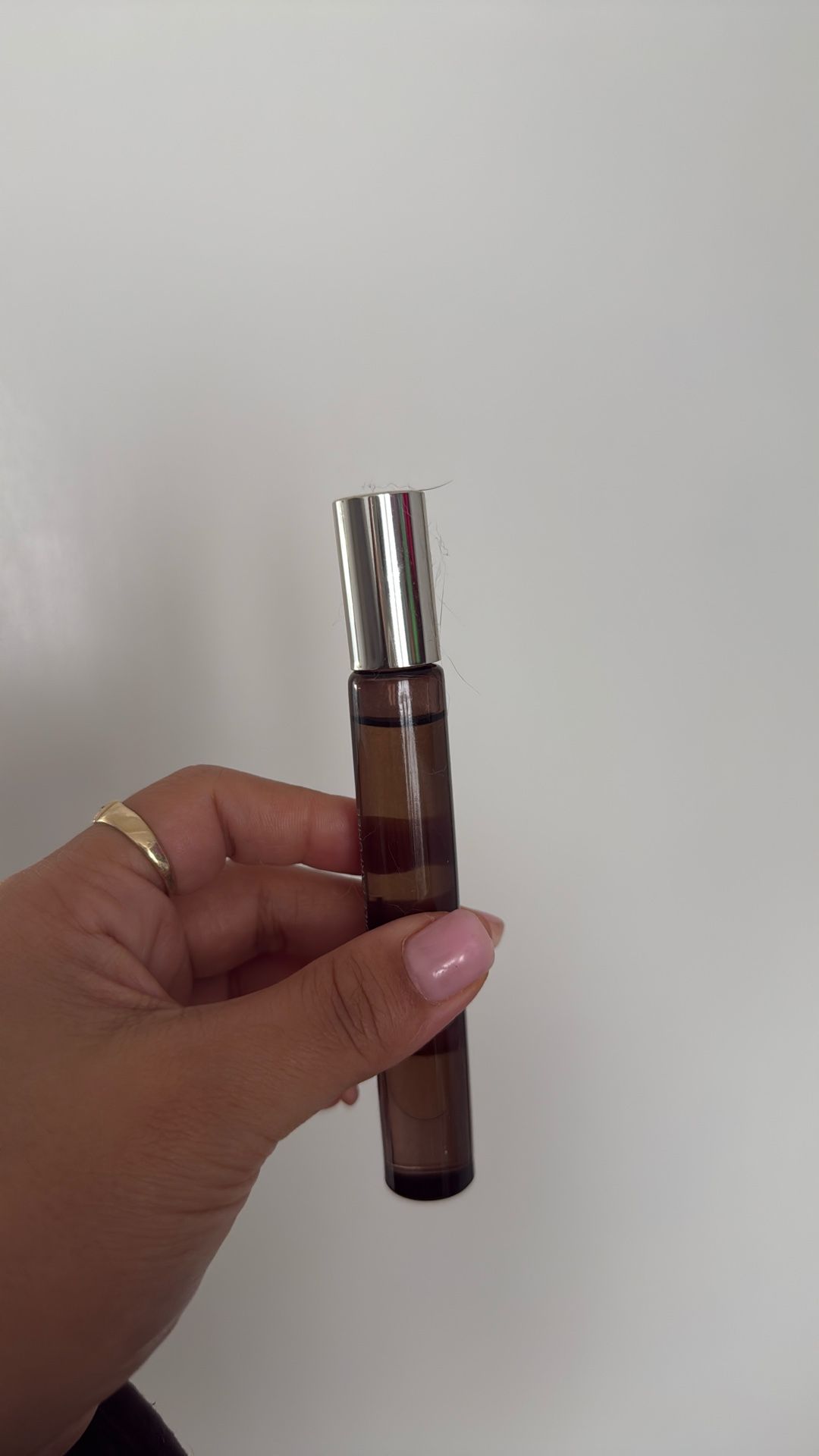 Nest Balinese Coconut Perfume Oil Rollerball