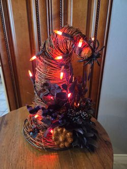 Light Up grapevine witch 🧙♀️ hat