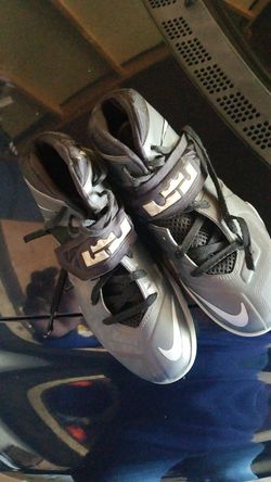 Nike LeBron Soldier 7s in size 10