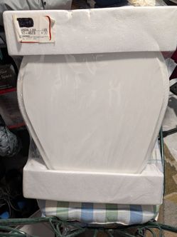 American Standard Williamsburg OEM (Old Stock) Toilet Seat (Brand New) Mid 2000s' Model