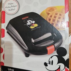 Mickey Mouse Waffle Maker