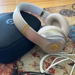 Beats Studios Wireless Headphones Original