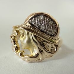 10K Gold & Diamonds Silhouette Ring