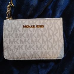 Michael Kors Wristlet Wallet 