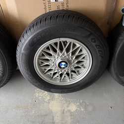 BMW PARTS/WHEELS TOO MUCH TO LIST