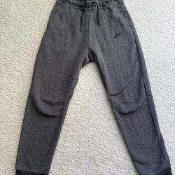 Authentic Dark Grey Fleece Line Nike Tech 