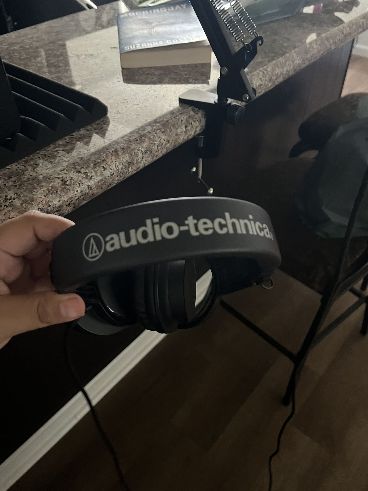 Audio technica M20x Headphones