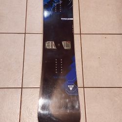 Never Summer Titan 169cm Snowboard