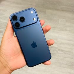 IPhone 17 pro Max unlocked 512GB