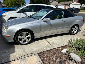2005 Mercedes-Benz Clk320