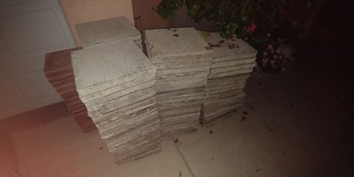 80 Garden tiles 16x16x2