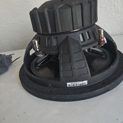 Kicker Subs Cvx