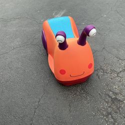 B. Toys Ride-On Toy Snail Ride-On Lights & Sounds