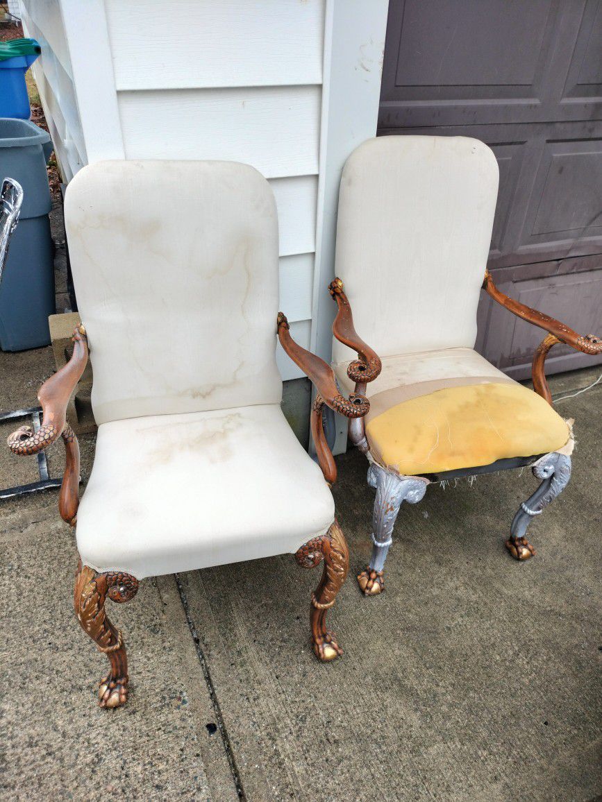 Chairs Antique.