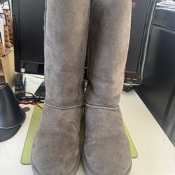 Ugg high boots size 7