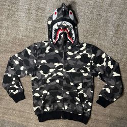 BATHING APE HOODIE
