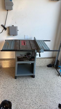 Delta 10” table saw