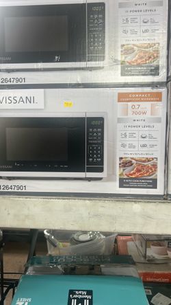 Vissani Compact Countertop Microwave