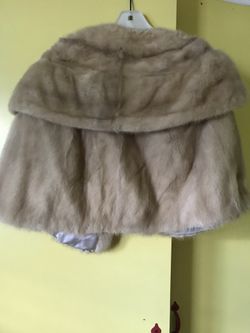 Women’s mink stole