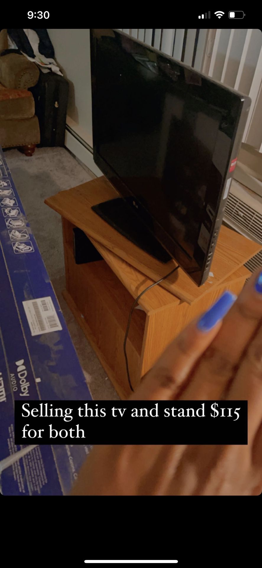 32” TV WITH STAND 