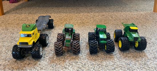 John Deere 4 Piece Tractor Set