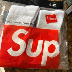 Supreme socks