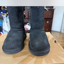 Ugg Bailey Bow Boots Kids Size 8