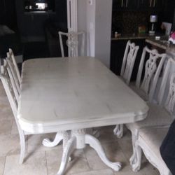 Dinning Table And 8chairs. 