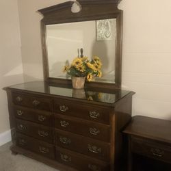 Antique Bedroom Set 