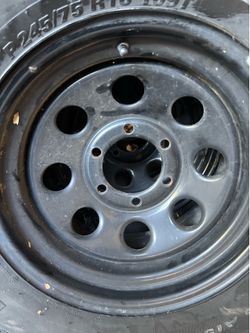 Free - 3 Wheels & Tires